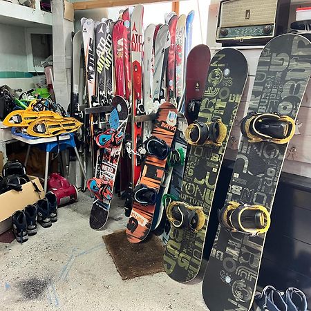 L'Astazou "Pret Gracieux Du Materiel De Ski" Au Studio Luz-Saint-Sauveur Εξωτερικό φωτογραφία