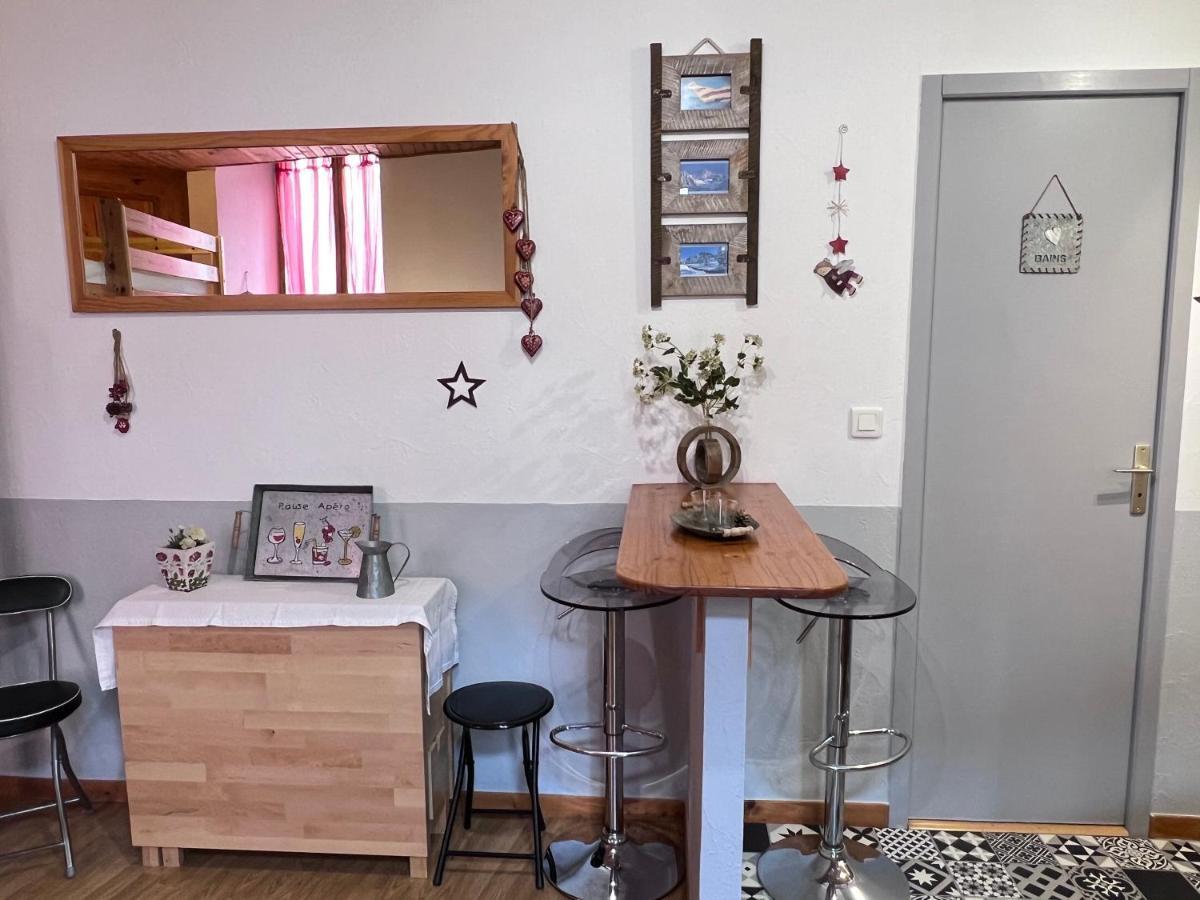 L'Astazou "Pret Gracieux Du Materiel De Ski" Au Studio Luz-Saint-Sauveur Εξωτερικό φωτογραφία