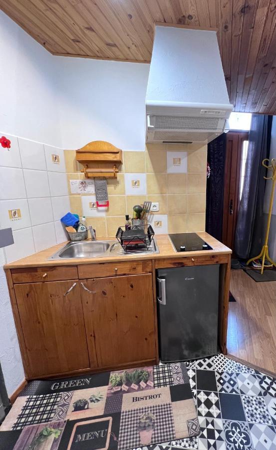 L'Astazou "Pret Gracieux Du Materiel De Ski" Au Studio Luz-Saint-Sauveur Εξωτερικό φωτογραφία